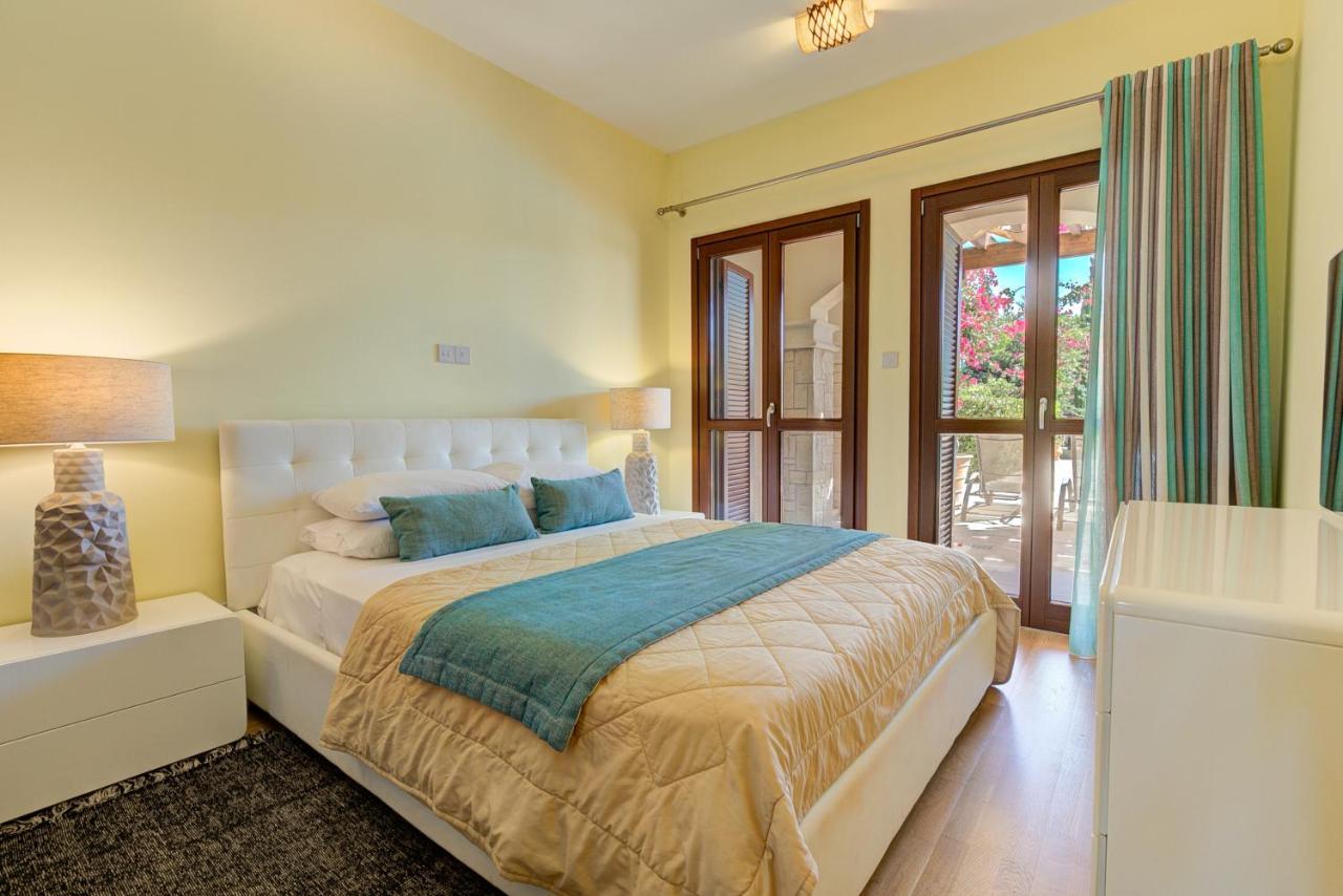 2 Bedroom Apartment Eros With Private Pool And Garden, Aphrodite Hills Resort Kouklia Exteriör bild