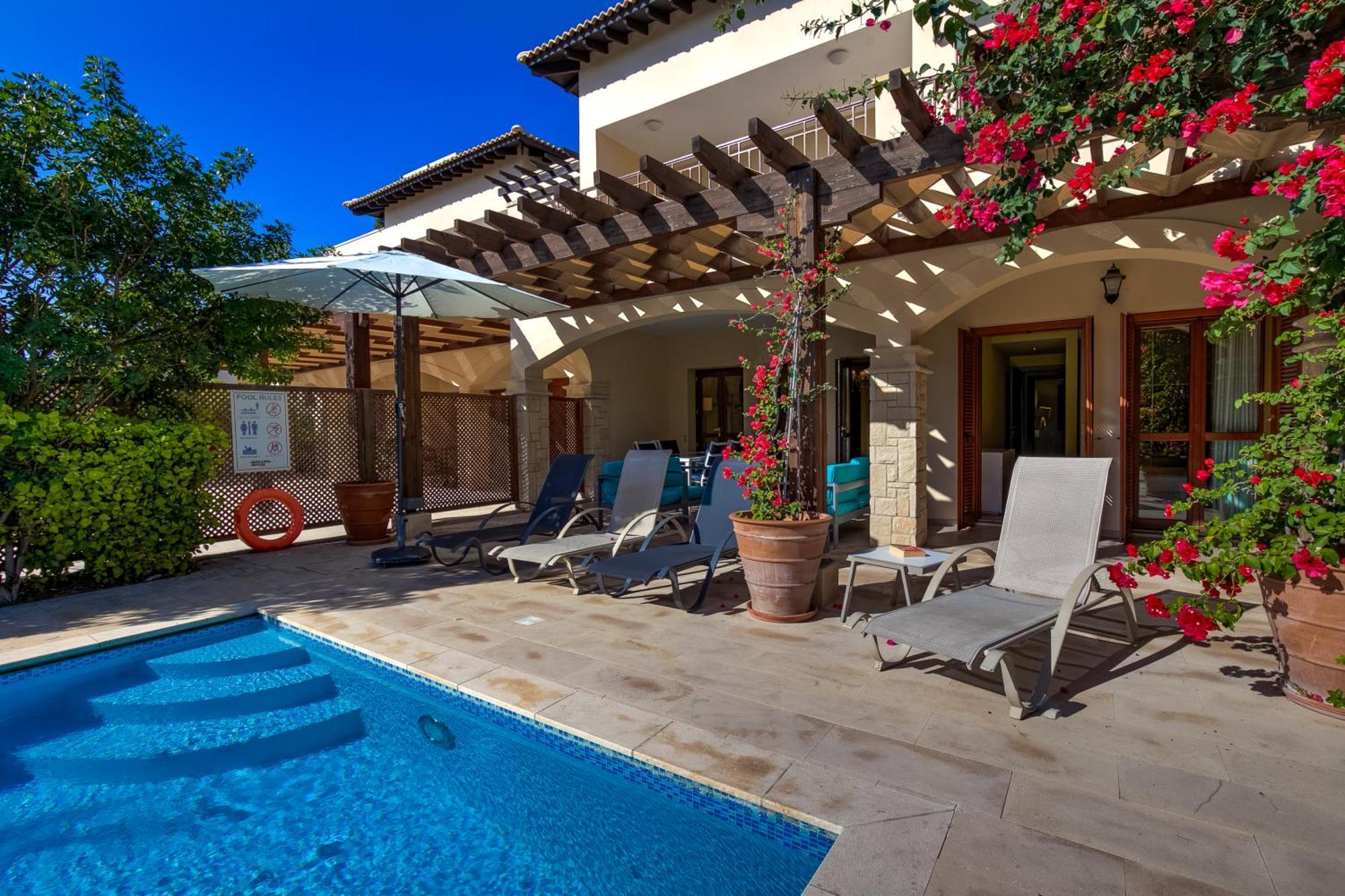 2 Bedroom Apartment Eros With Private Pool And Garden, Aphrodite Hills Resort Kouklia Exteriör bild